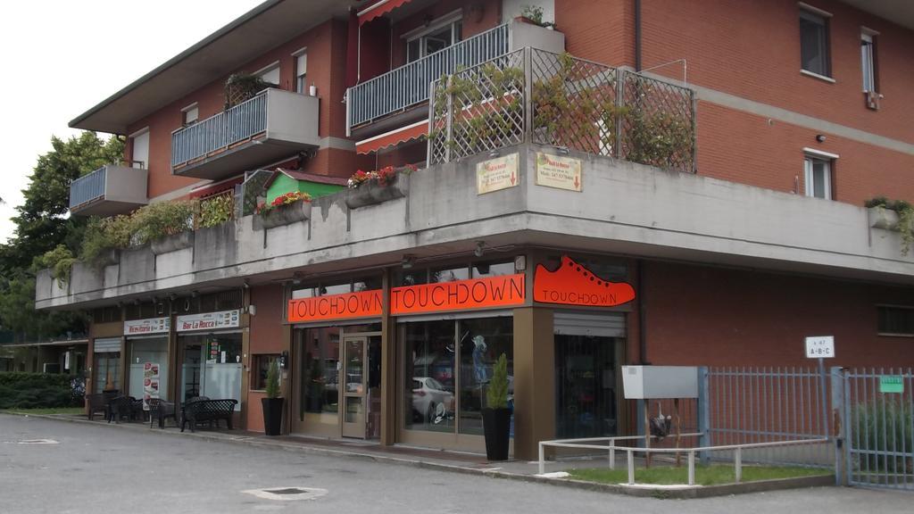 Guesthouse La Rocca Grassobbio Bagian luar foto